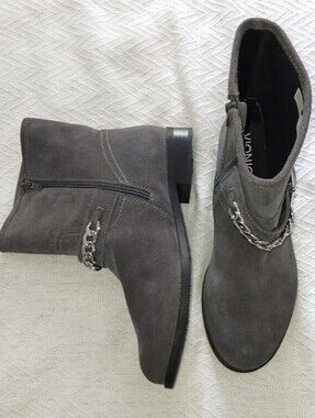 Sz.9 Womens Vionic Cresent Suede Ankle Boots